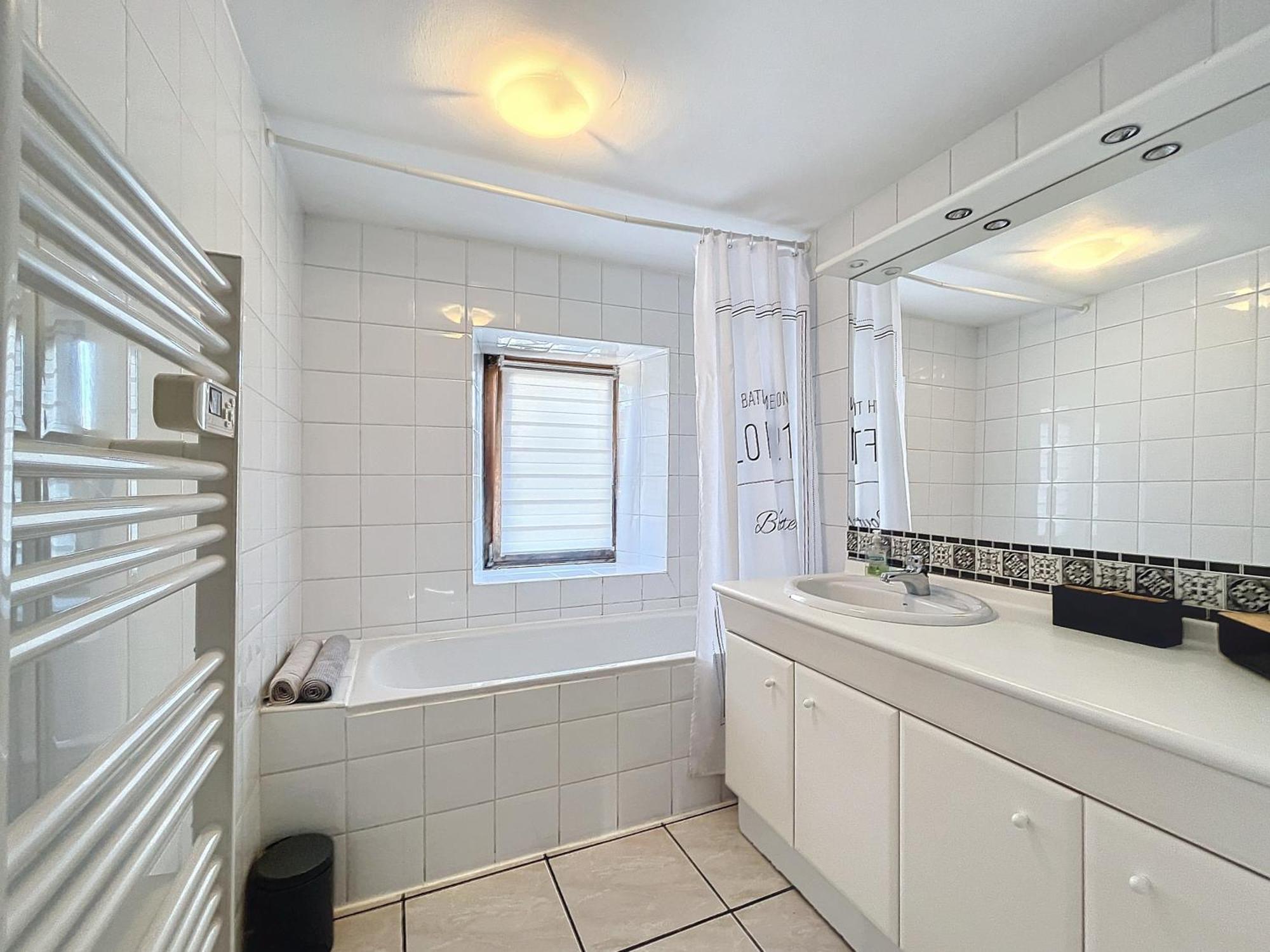מונסטר Apartment Au Calme מראה חיצוני תמונה